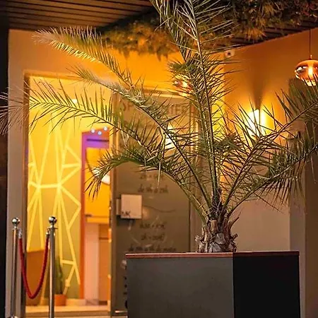 Hotel Center Saint-quentin Centre Gare 24-24 Parking Prive 3*